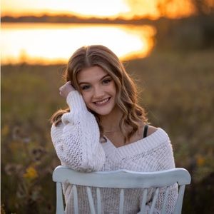 Meet your Posher, Hannah